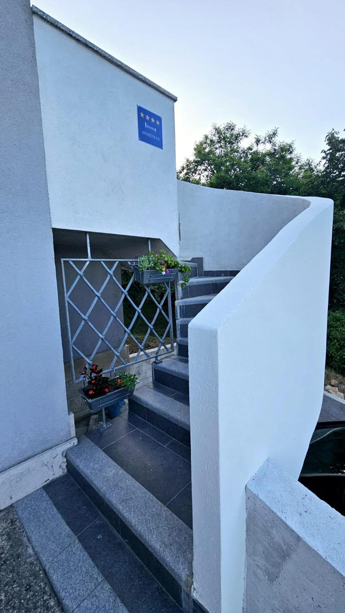 Apartman Tera Apartment Dobrec Luaran gambar